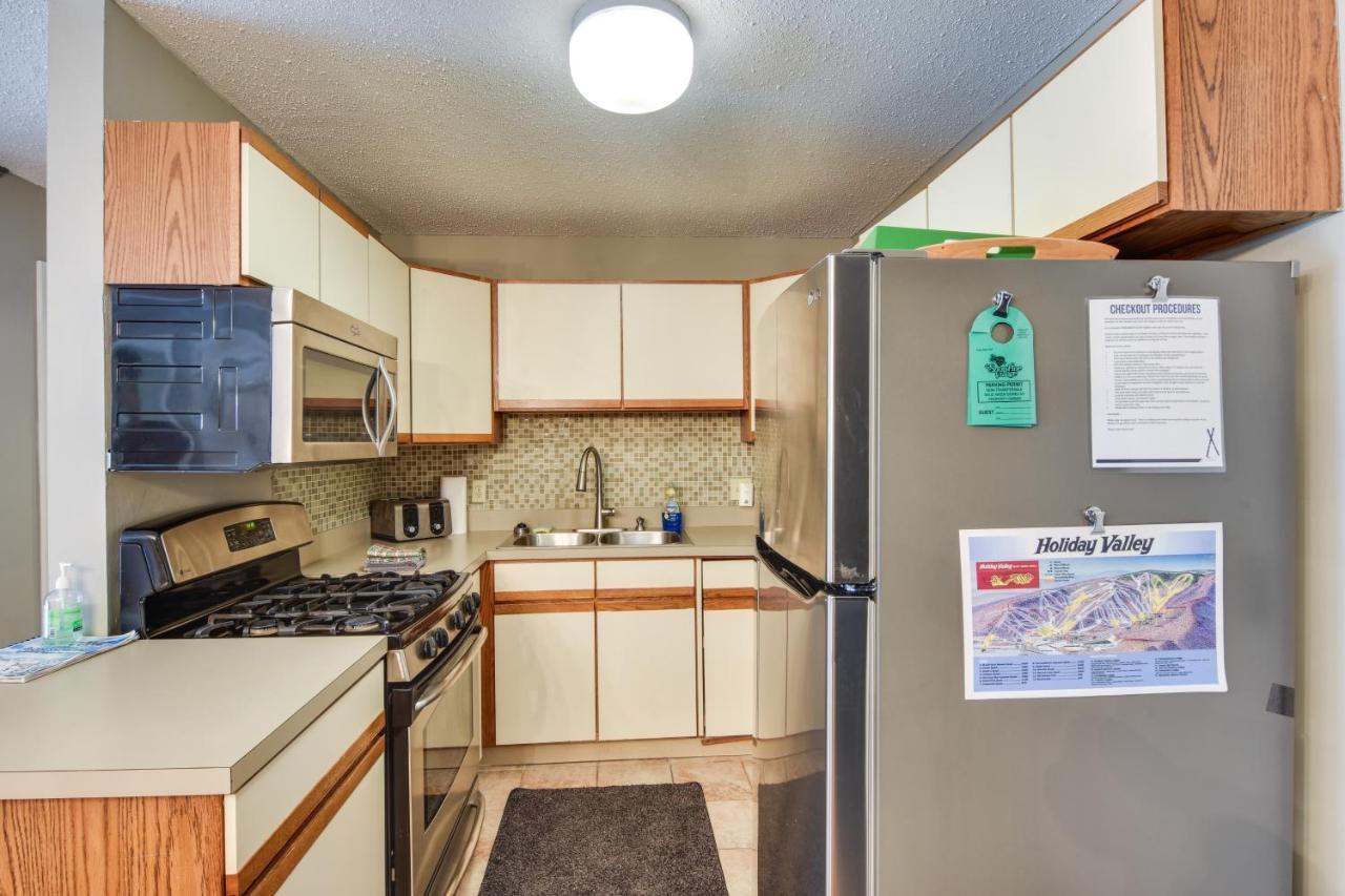 Ski-Inandout And Golf Condo With Aandc At Holiday Valley! Ellicottville Esterno foto