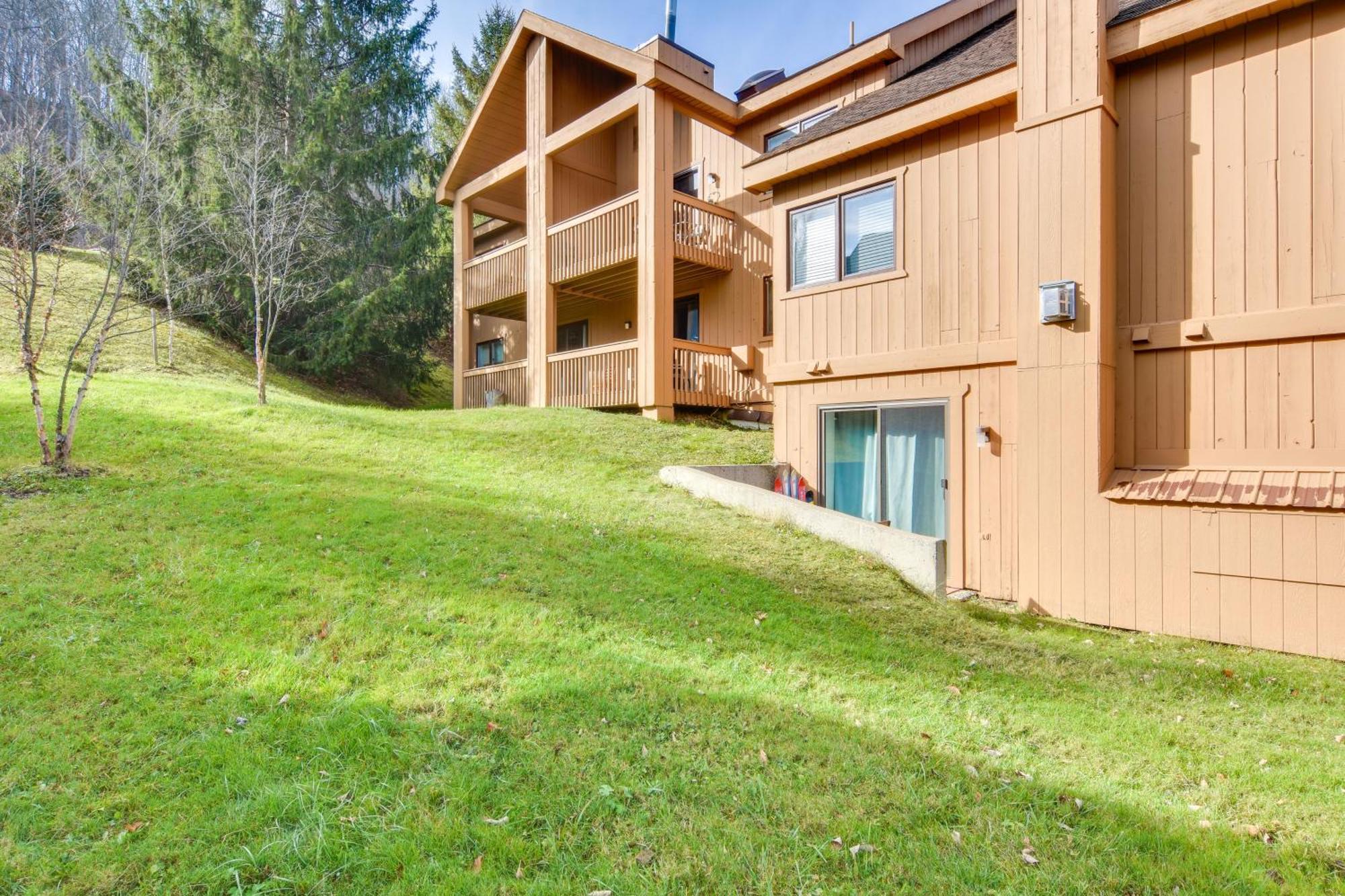 Ski-Inandout And Golf Condo With Aandc At Holiday Valley! Ellicottville Esterno foto